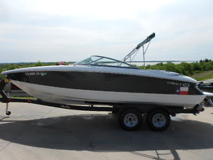 2007 Cobalt 220BR