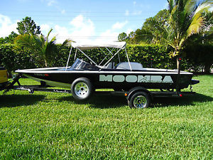 1999 Moomba Boomerang