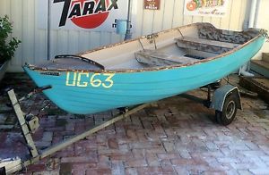 Row boat dinghy vintage
