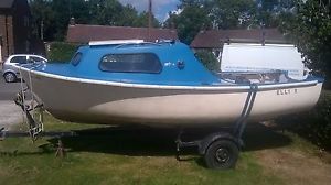 Fishing cabin day boat