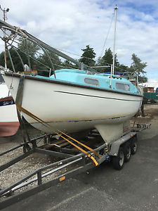 SNAPDRAGON 22 Bilge Keel Yacht BARGAIN
