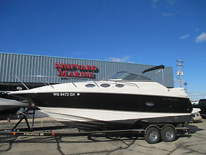 2005 Regal 2765 Commodore
