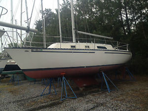 1978 Hunter 30' Sailboat