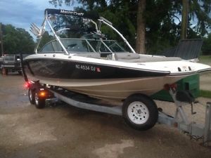 2008 Mastercraft X45 X-45 wakeboard boat clean low hours