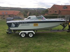 Speed boat Rinker V170