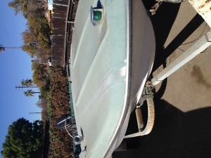 Glastron 16' boat with trailer