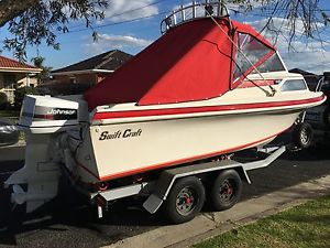 SWIFTCRAFT EXPLORER .. 18FT .. (5.5m) ... HALF CABIN  L@@k
