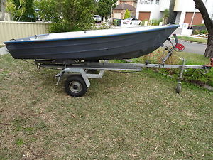 Aluminium boat 3 meter and Registered Trailer