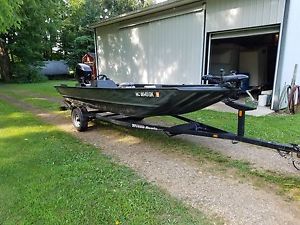 2003 Triton 1756SC