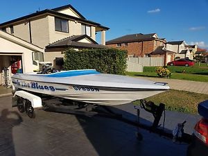 SKI BOAT 17.5ft