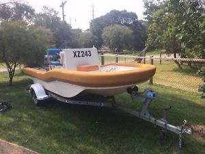 4.1 Fibreglass Sea Tiger, Evinrude 40hp on Gal Trailer Fishing / Dive Boat