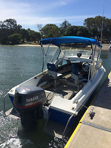 Boat 19 Foot Half Cab Stejcraft 5.8 Meter 140HP Yamaha outboard, like Haines