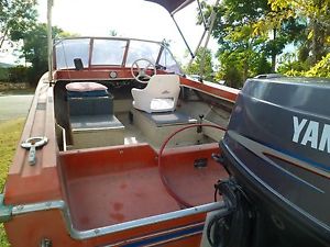 fibreglass boat  4.3 metre