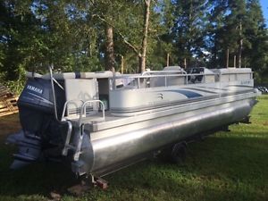 2003 Bennington 2275LX