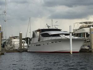 1983 Durbeck Cockpit Motor Yacht