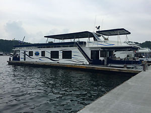 Sumerset Houseboat-16X86 - A Must See-Spacious and Super Clean, Hottub + more