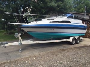 1987 Bayliner 24' Cabin Cruiser and trailer - very nice