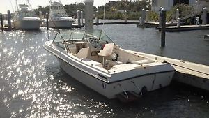 1985 Wellcraft V20 Step lift