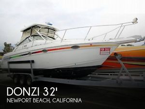 1998 Donzi 3250 LXF Express