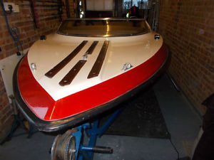 Dateline Bikini Speedboat w/trailer! Mariner Yamaha 55HP Outboard!