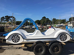 2016 VW BEETLE PEDALO