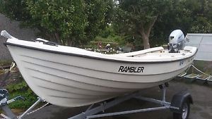 14' fishing boat, dinghy, power boat, 10hp Honda electric start outboard