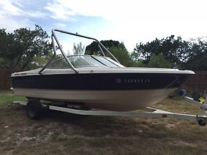 2000 Bayliner 215