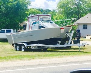 1991 Crestliner Eagle 245 Big Lake Fishing Boat, All Aluminum! Ready to fish!