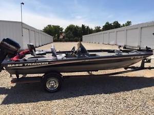 2005 Bass Tracker Pro Team 185