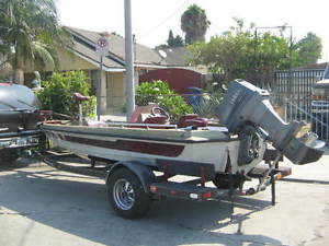 1990 Ranger BASS FISHING BOAT