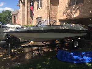 2000 Reinell 190