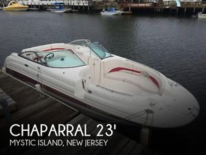 2000 Chaparral 232 Sunesta
