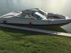 2002 Caravelle 209 Bow Rider