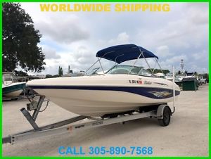 2004 RINKER CAPTIVA 212