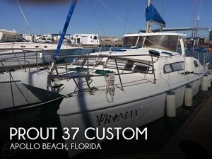 2005 Prout 37 Custom