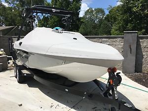 Malibu Wakesetter 22 VLX