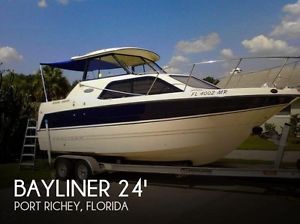 2003 Bayliner 2452 Ciera Classic