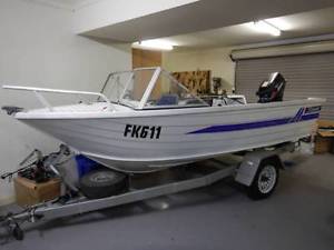ALUMINUIM 14 FT FISHING BOAT & 30HP SUZUKI OUTBOARD MOTOR, TRAILER