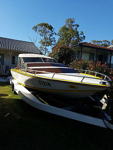 26FT SLEEKCRAFT HALF CABIN CRUISER & TRAILER,2 BERTH, PAID $28,700 LAST YEAR