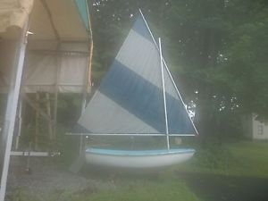 BOSTON WHALER SQUALL