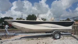 2016 Carolina Skiff 218 DLV