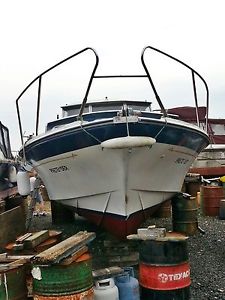 A 1970s Colvic 30 foot Motor Boat. 7 berth. With 6cyl Perkins Diesel Engine.