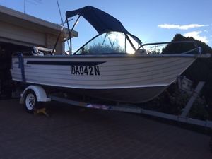 Boat brooker 4.60 freedom aluminum boat
