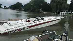 1994 Fountain lightning