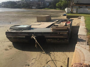 Houseboat pontoons, Party Pontoon, Floating Dock