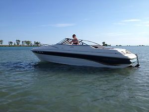 1998 Monterey 236
