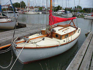 Sailing boat 18ft classic 2.5 ton Hillyard 1950 gaff cutter