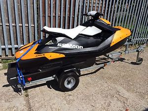 Jetski Seadoo spark 2015/16 model orange jet bike wave runner rotax 90hp