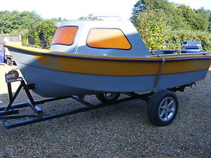Day / Fishing Cabin Boat Project Restoration