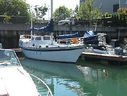 1978 37 Endurance Cutter